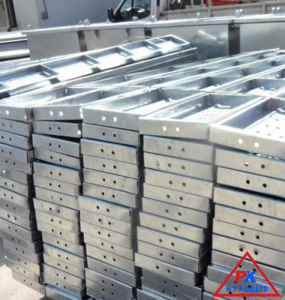 mâm giàn giáo tphcm